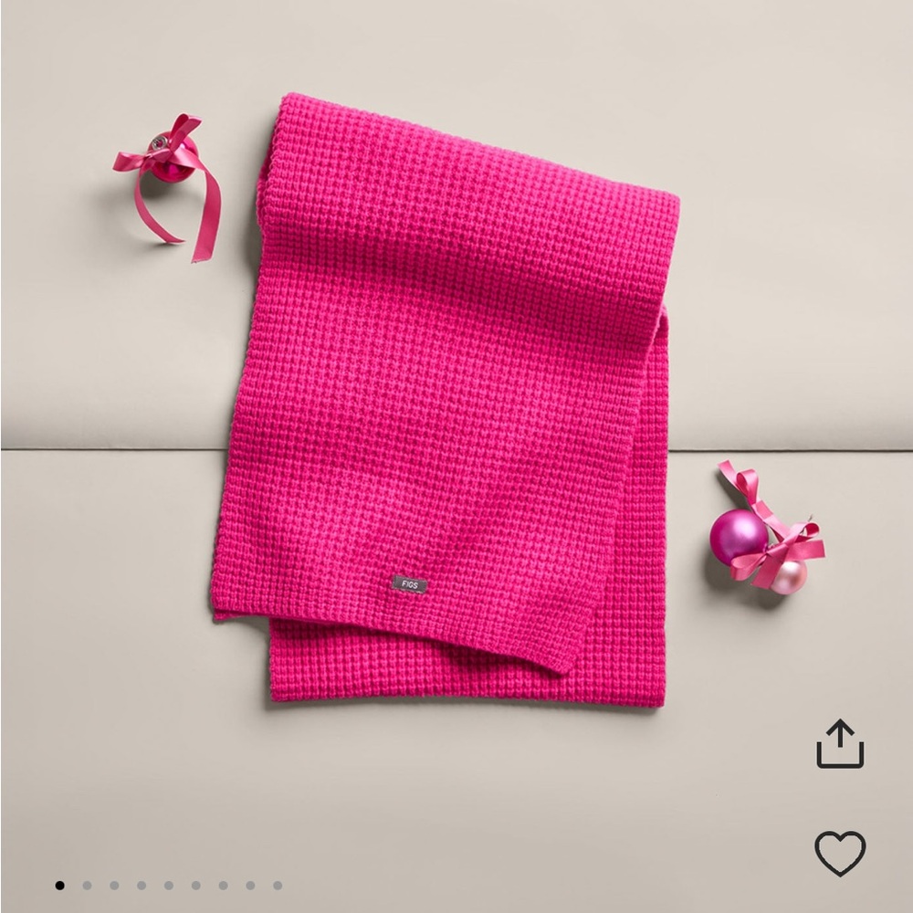 FIGS Waffle Scarf and ear warmer